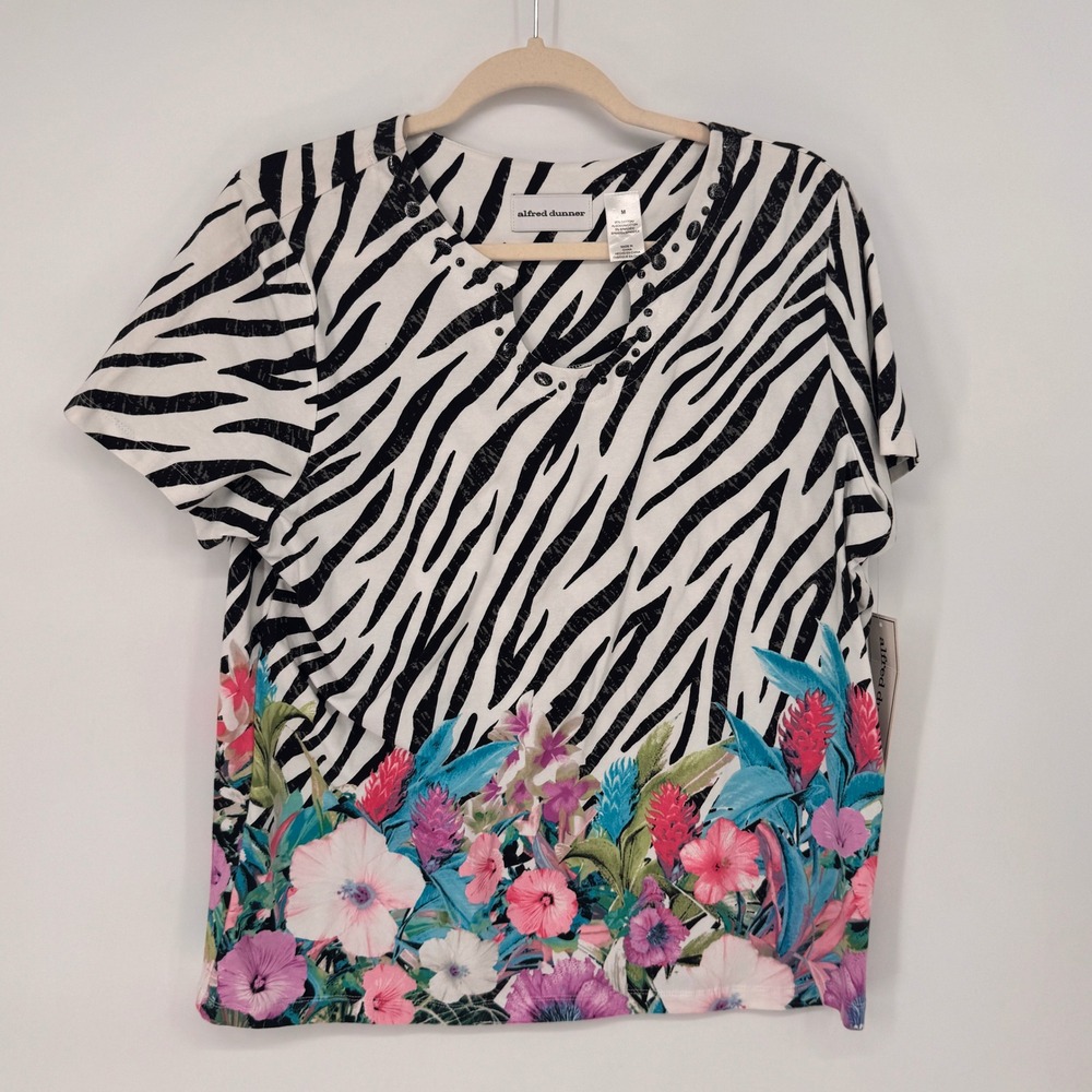 Alfred Dunner Zebra Floral Top Women Medium Multi NEW Studded Tropical Short Slv